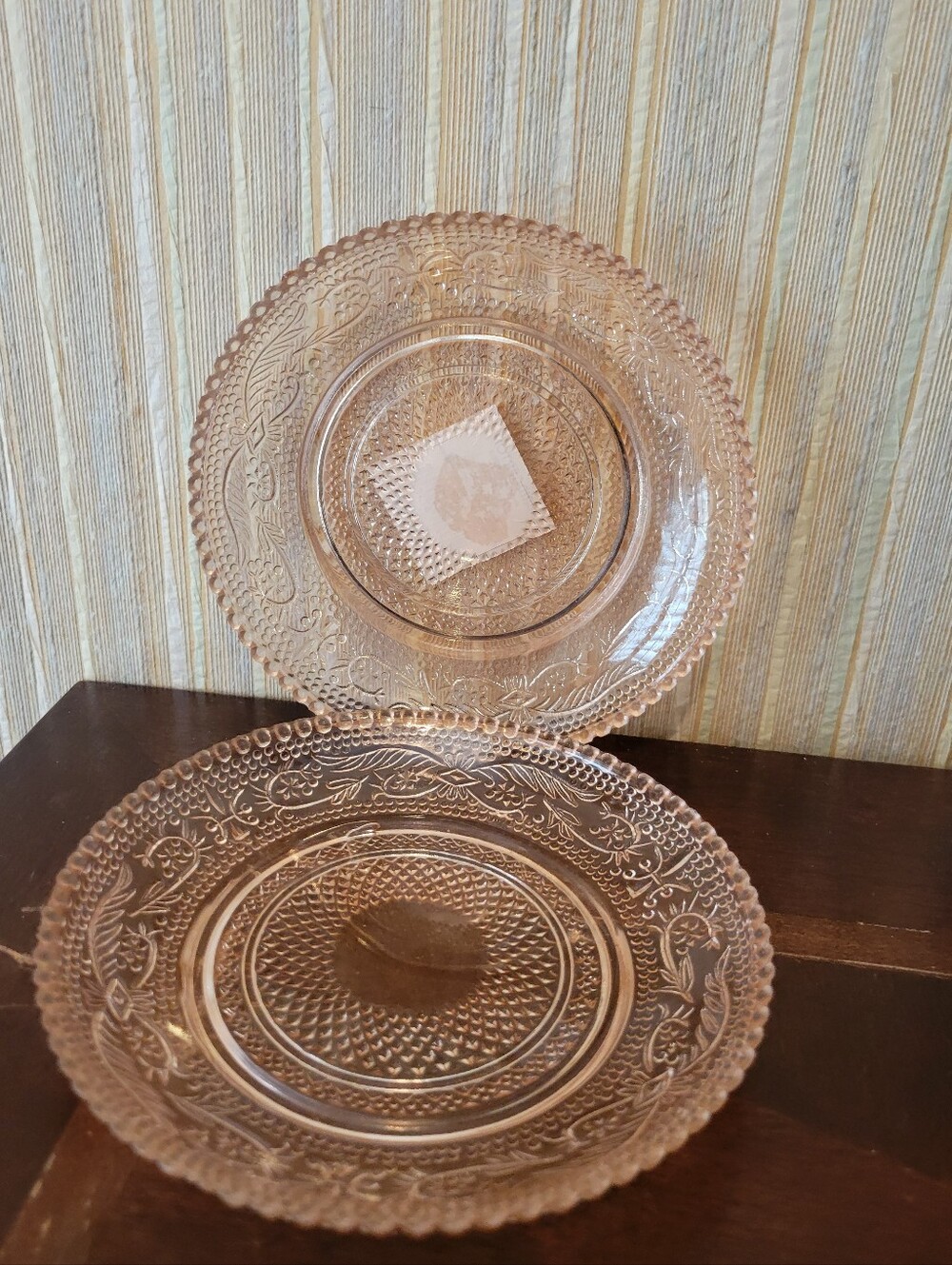 NWT Bridgerton Shondaland/Netflix Pink/ Pressed Glass Dessert Plates - Set of 2